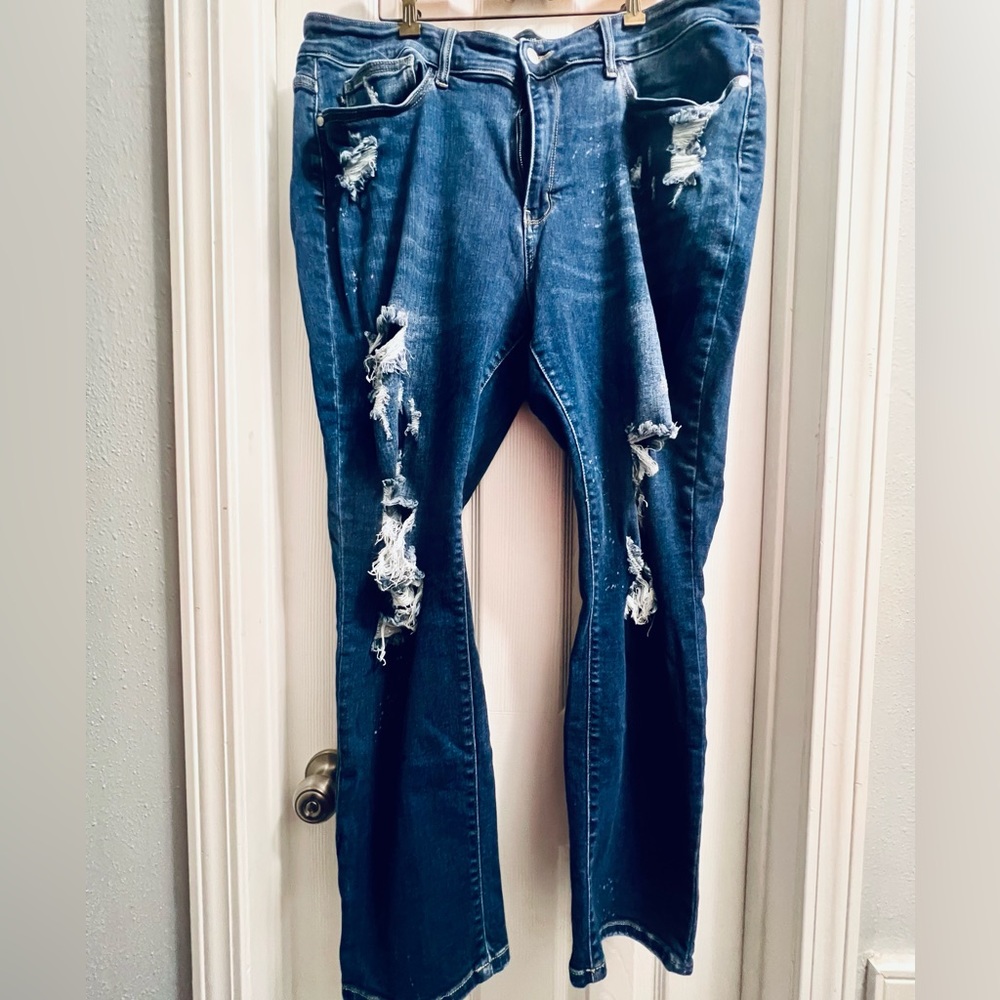 Judy Blue Boyfriend Jeans
Size 22